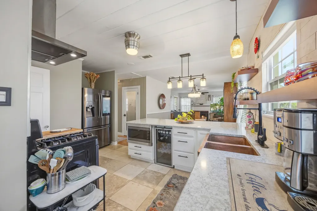 3800 W 6th Street Fort Worth TX 76107