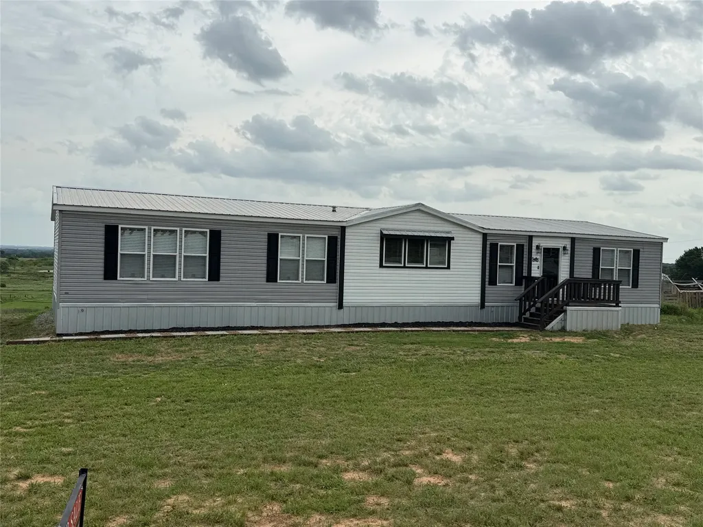 417 County Road 4791 Boyd TX 76023