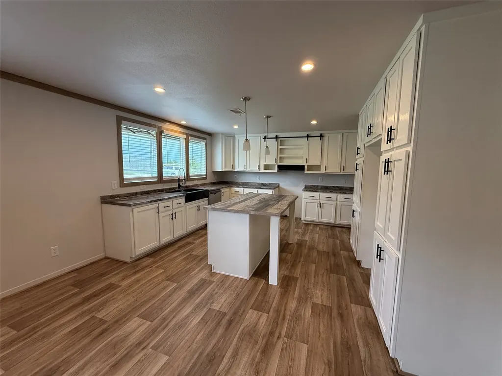 417 County Road 4791 Boyd TX 76023