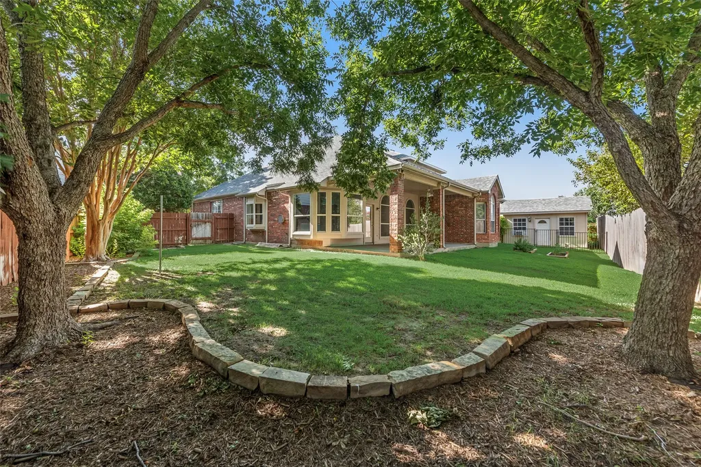 7921 Stansfield Drive Fort Worth TX 76137