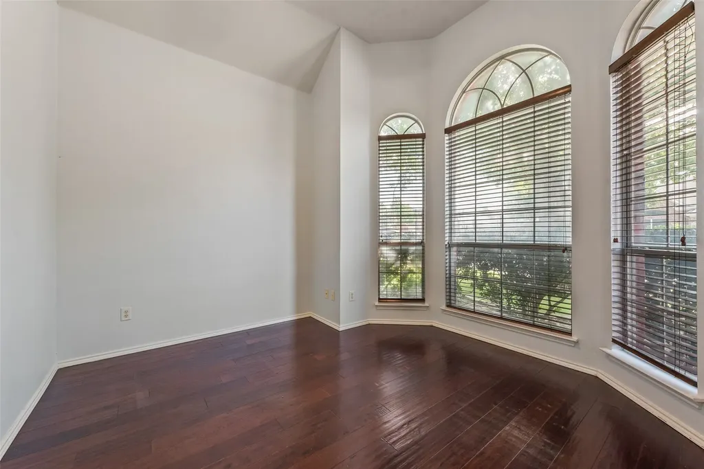 7921 Stansfield Drive Fort Worth TX 76137