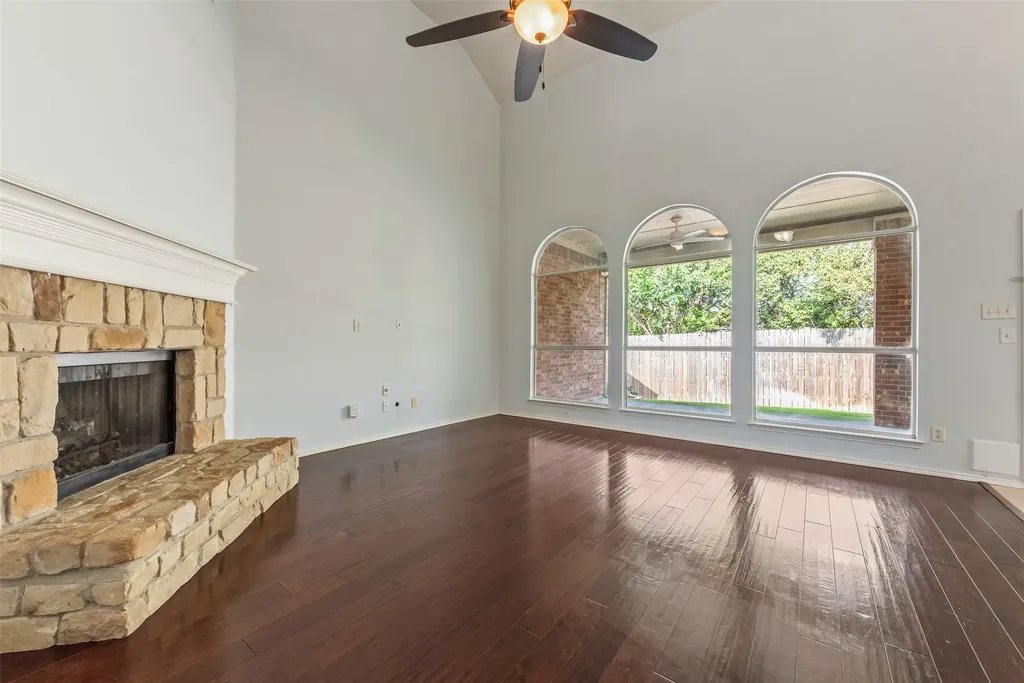 7921 Stansfield Drive Fort Worth TX 76137