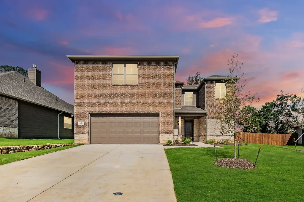 241 Gardenia Drive Azle TX 76020