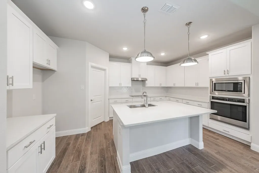 241 Gardenia Drive Azle TX 76020