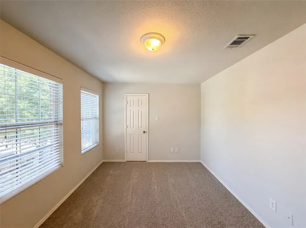 4709 Dogwood Drive Denton TX 76208