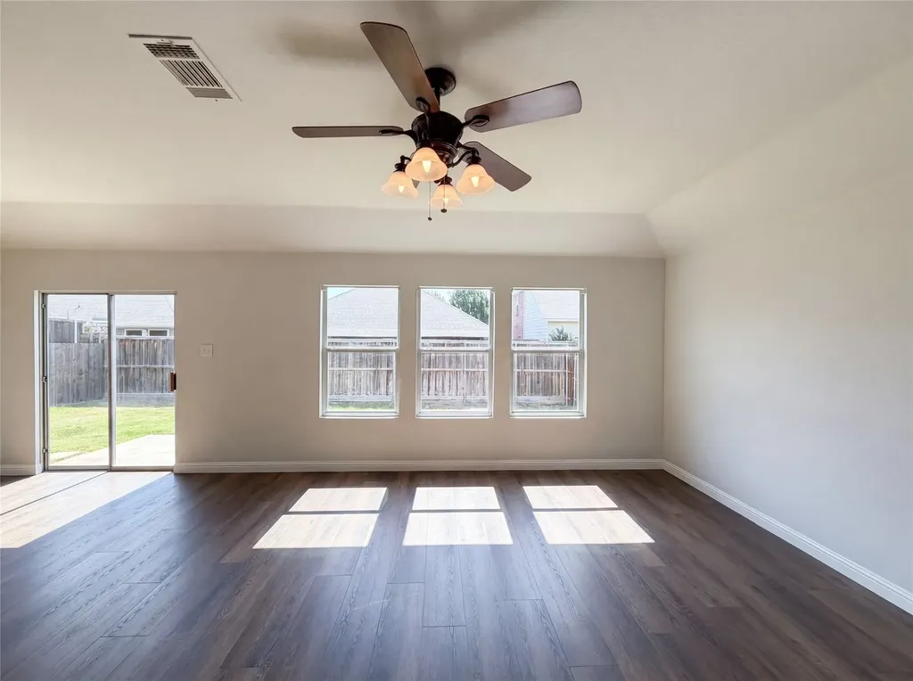4709 Dogwood Drive Denton TX 76208