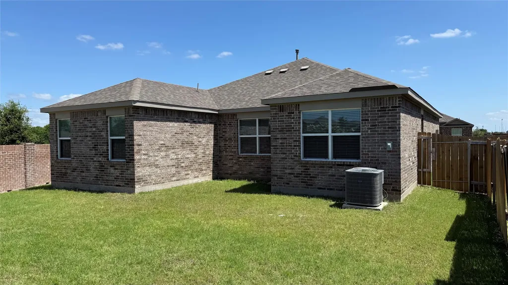 904 Emerson Drive Anna TX 75409