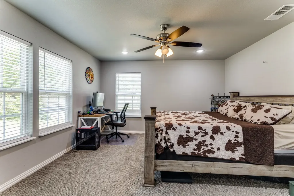 2805 Springdale Road Fort Worth TX 76111