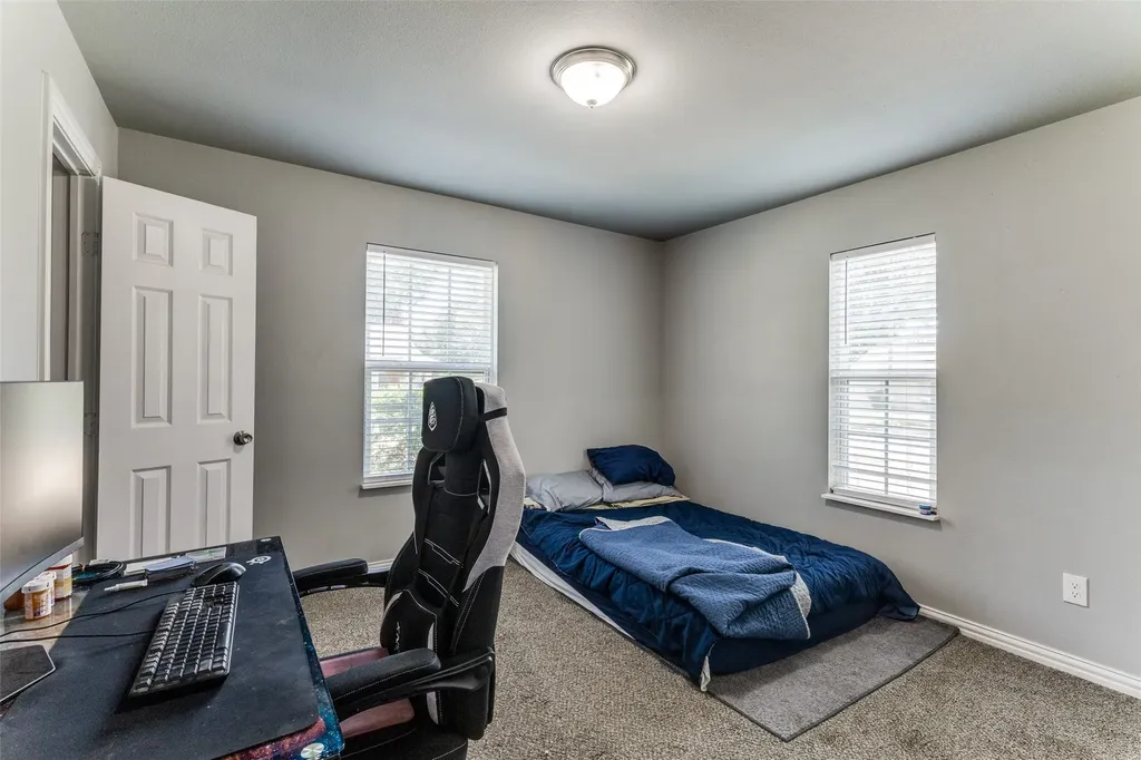 2805 Springdale Road Fort Worth TX 76111