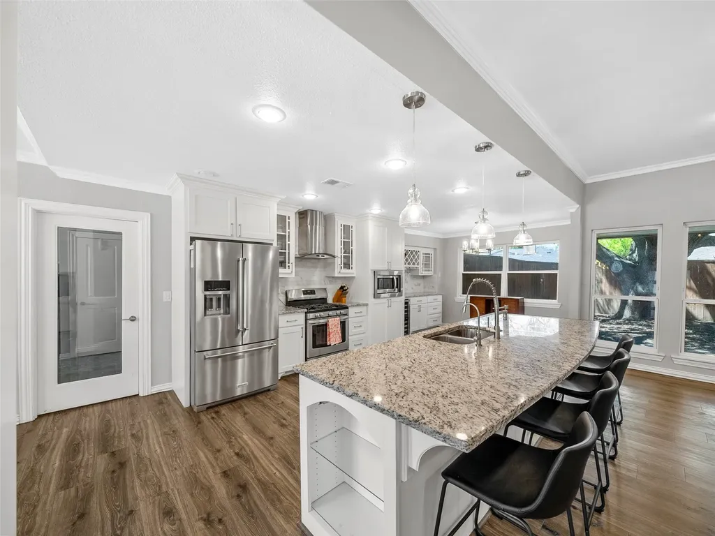 3115 Walnut Hill Lane Dallas TX 75229