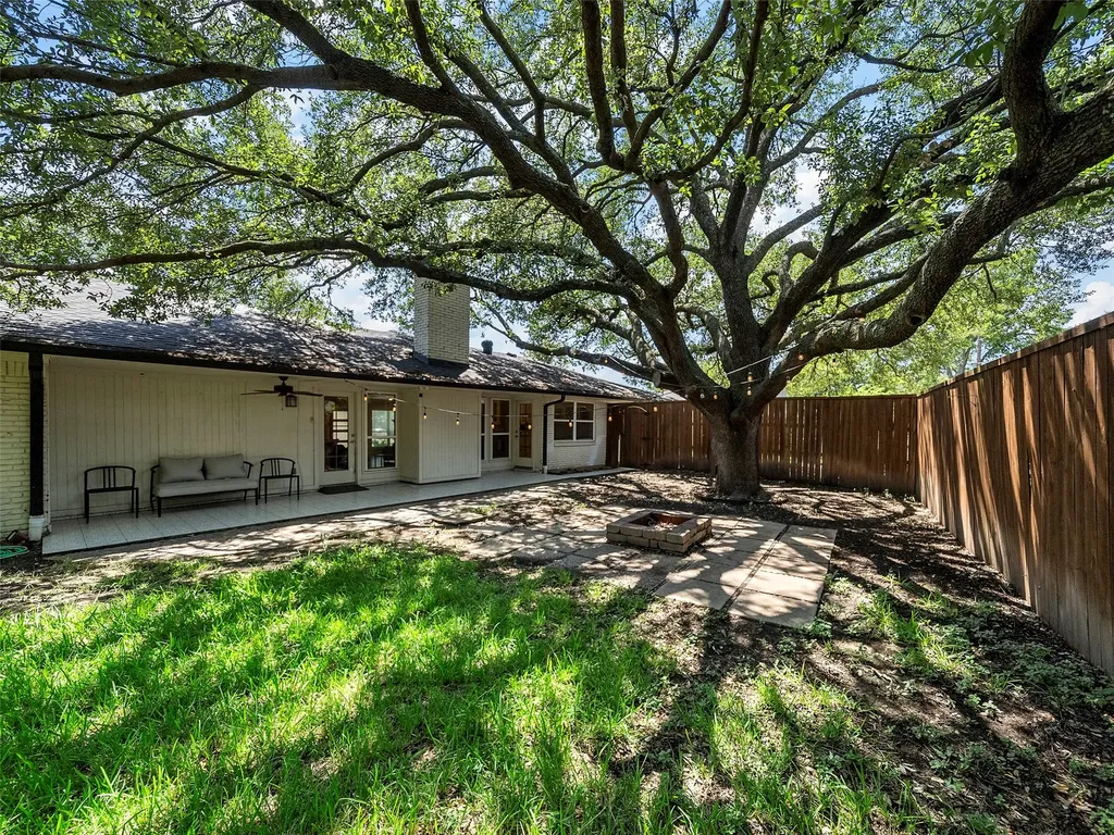 3115 Walnut Hill Lane Dallas TX 75229