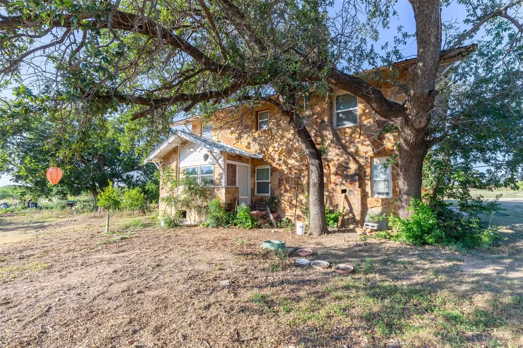 640 Ground Street Moran TX 76464