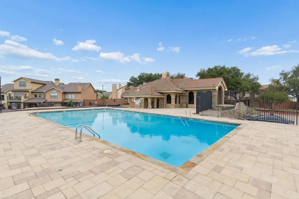 4236 Cuesta Drive Irving TX 75038