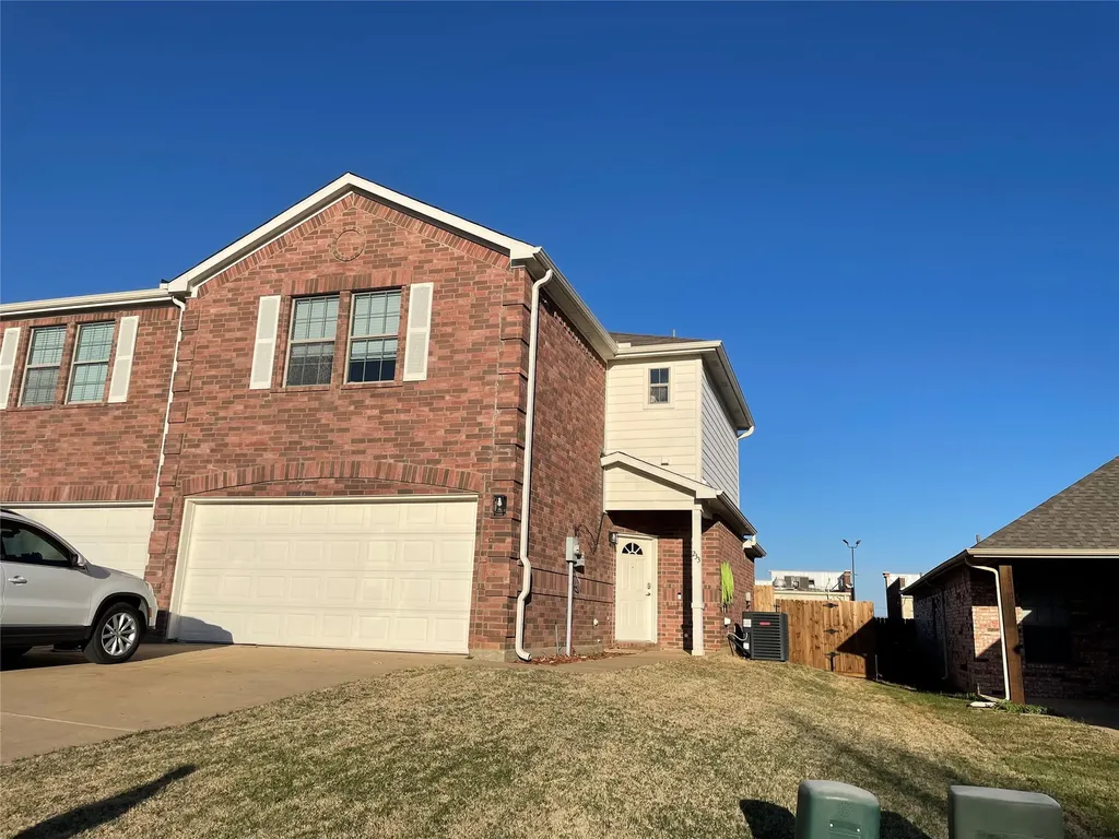 233 Irick Court Aubrey TX 76227