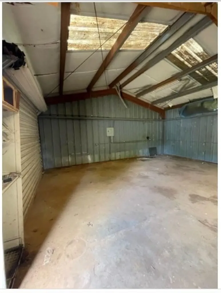 513 N Main Street Lone Star TX 75668
