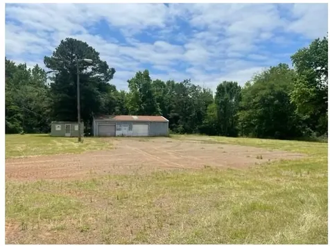 513 N Main Street Lone Star TX 75668