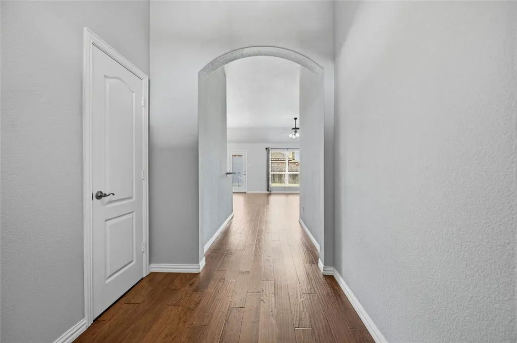 9025 River Falls Drive Fort Worth TX 76118