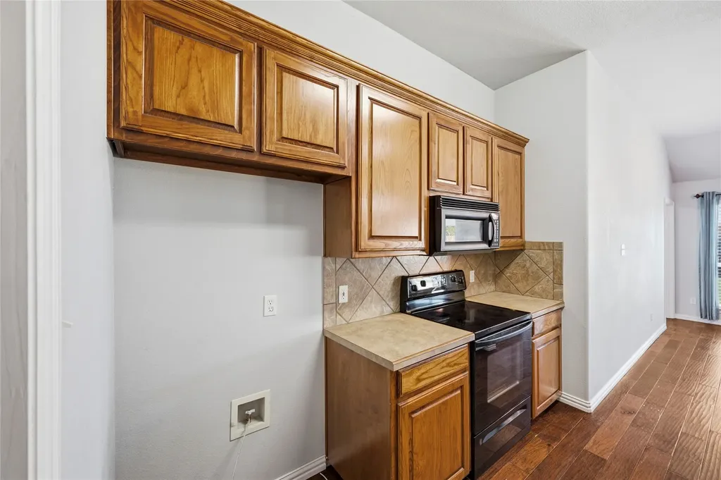 9025 River Falls Drive Fort Worth TX 76118