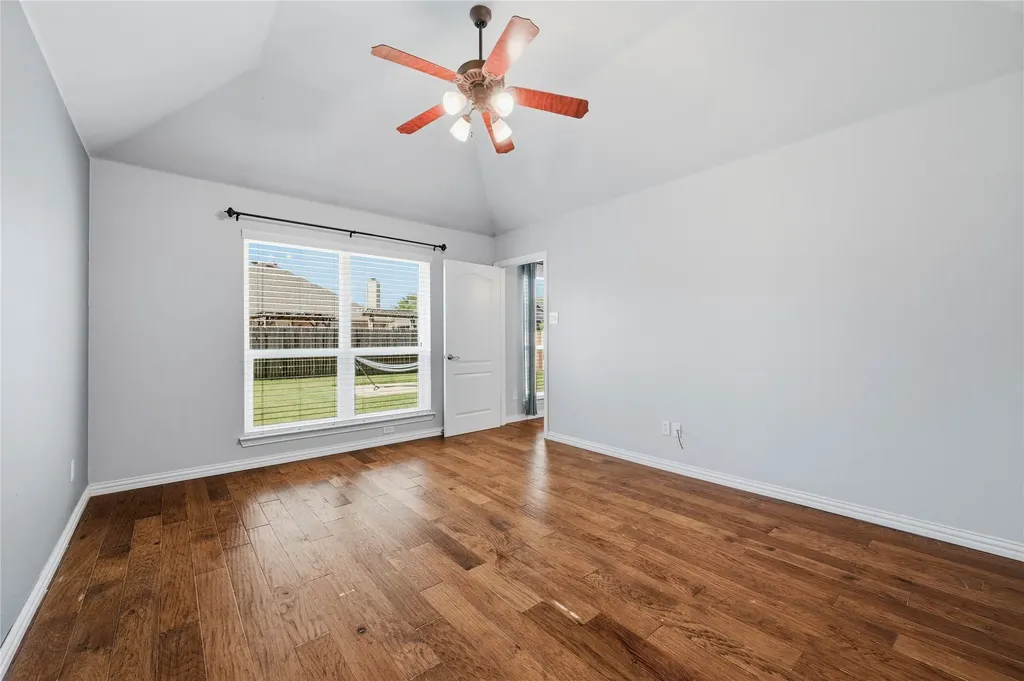 9025 River Falls Drive Fort Worth TX 76118