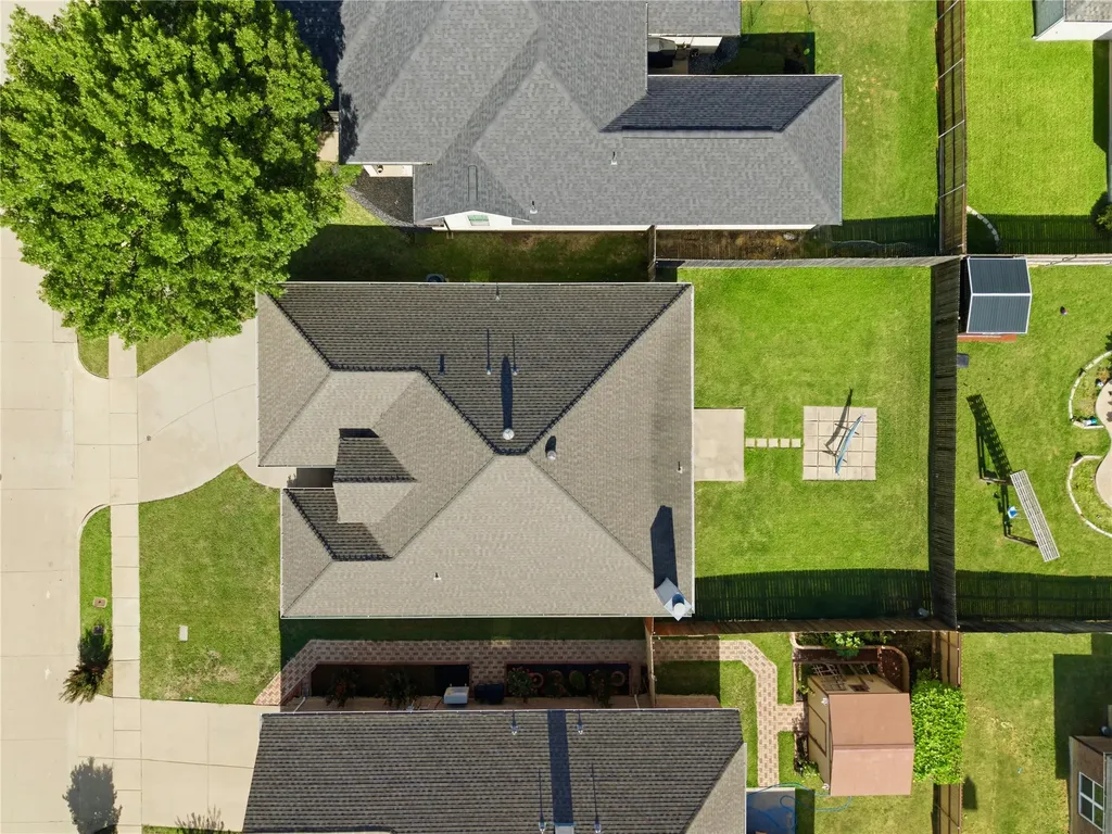 9025 River Falls Drive Fort Worth TX 76118