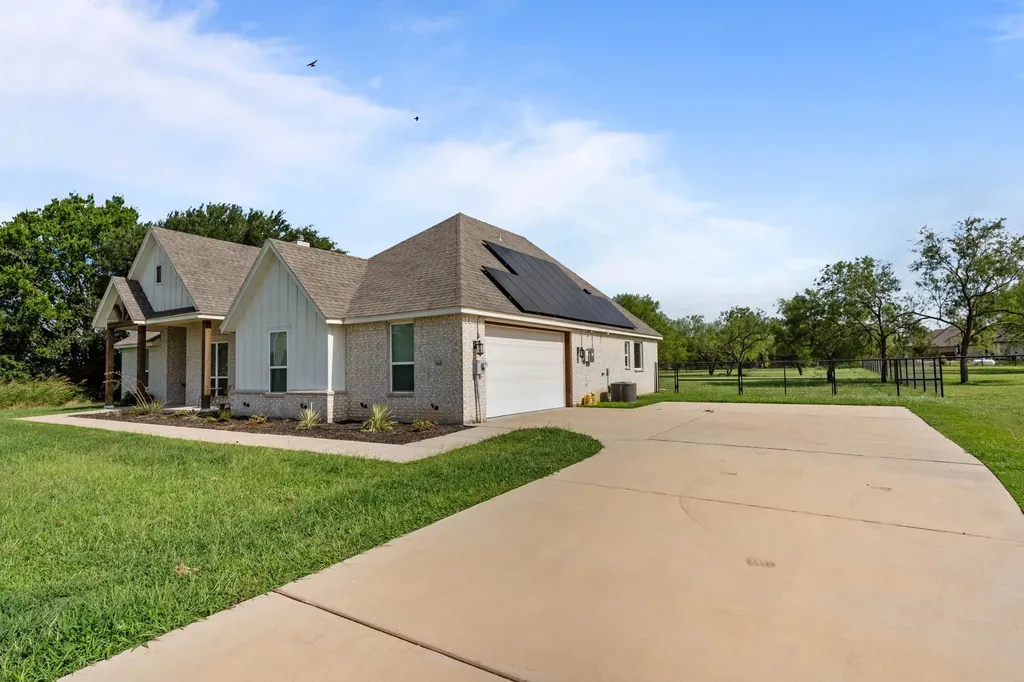 560 Wilson Bend Road Millsap TX 76066