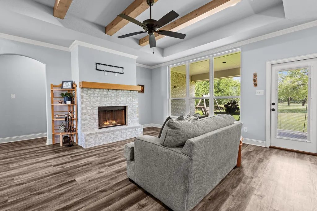 560 Wilson Bend Road Millsap TX 76066