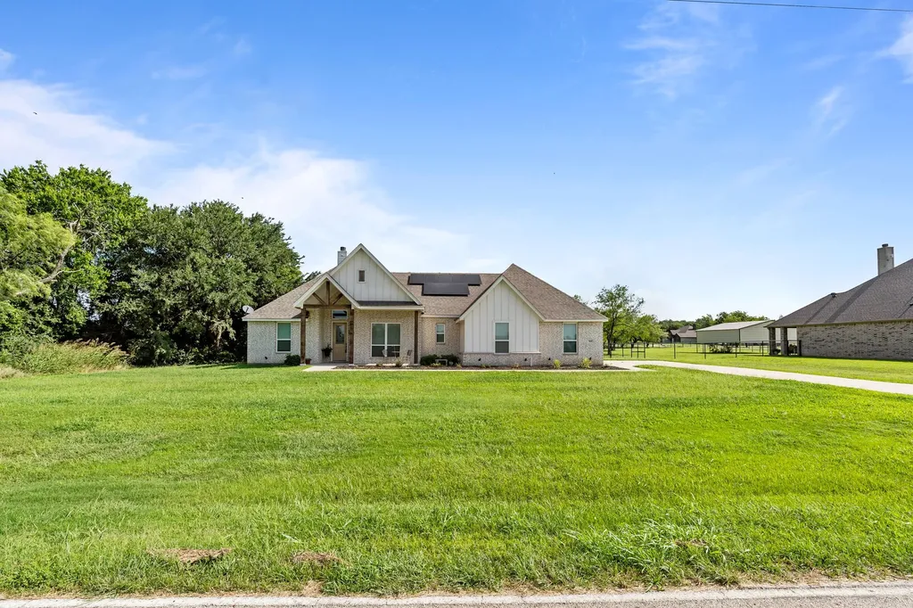 560 Wilson Bend Road Millsap TX 76066