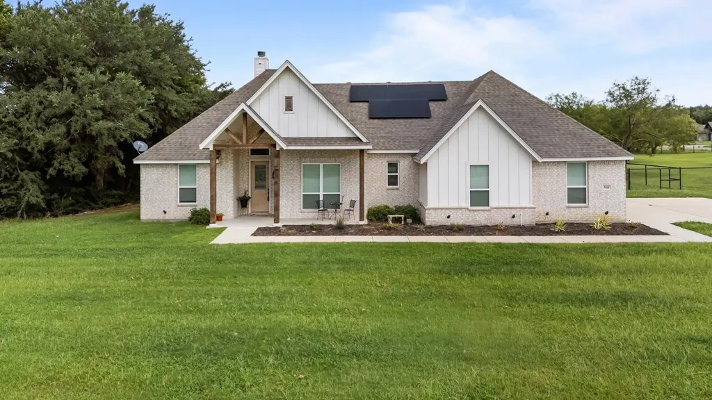 560 Wilson Bend Road Millsap TX 76066