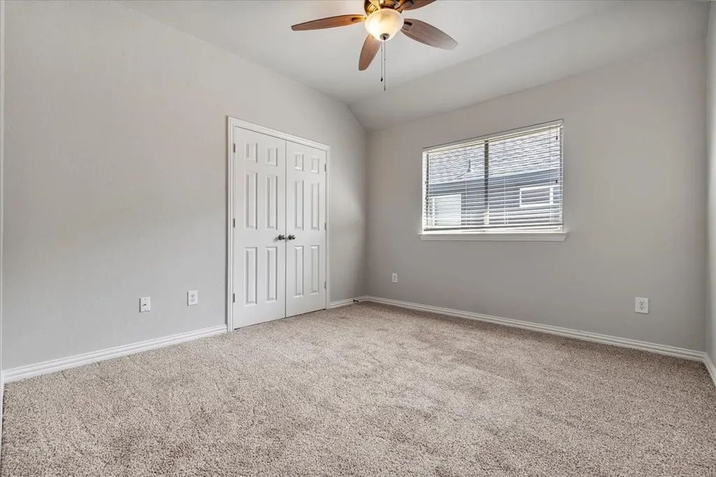 2468 Lakeland Drive Grand Prairie TX 75054