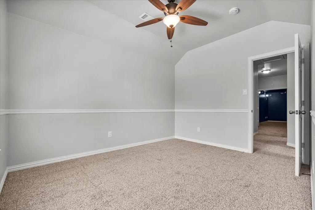 2468 Lakeland Drive Grand Prairie TX 75054