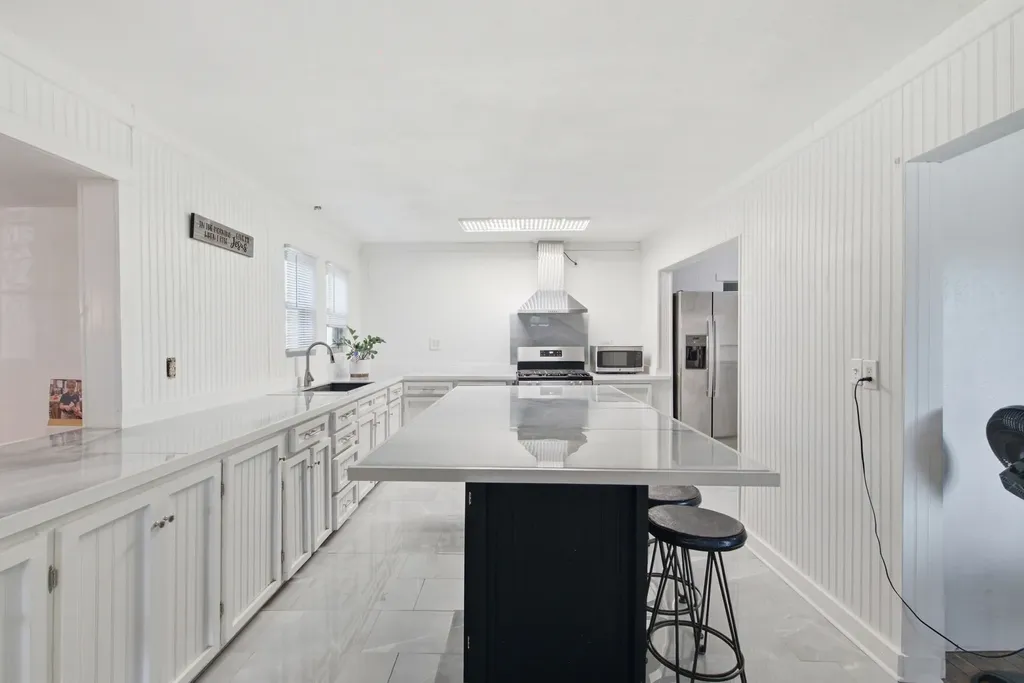 324 W Ross Avenue De Leon TX 76444