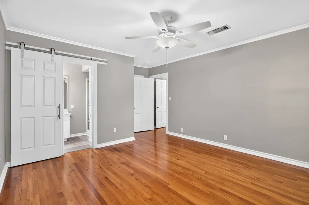 202 S Tower Street Weatherford TX 76086