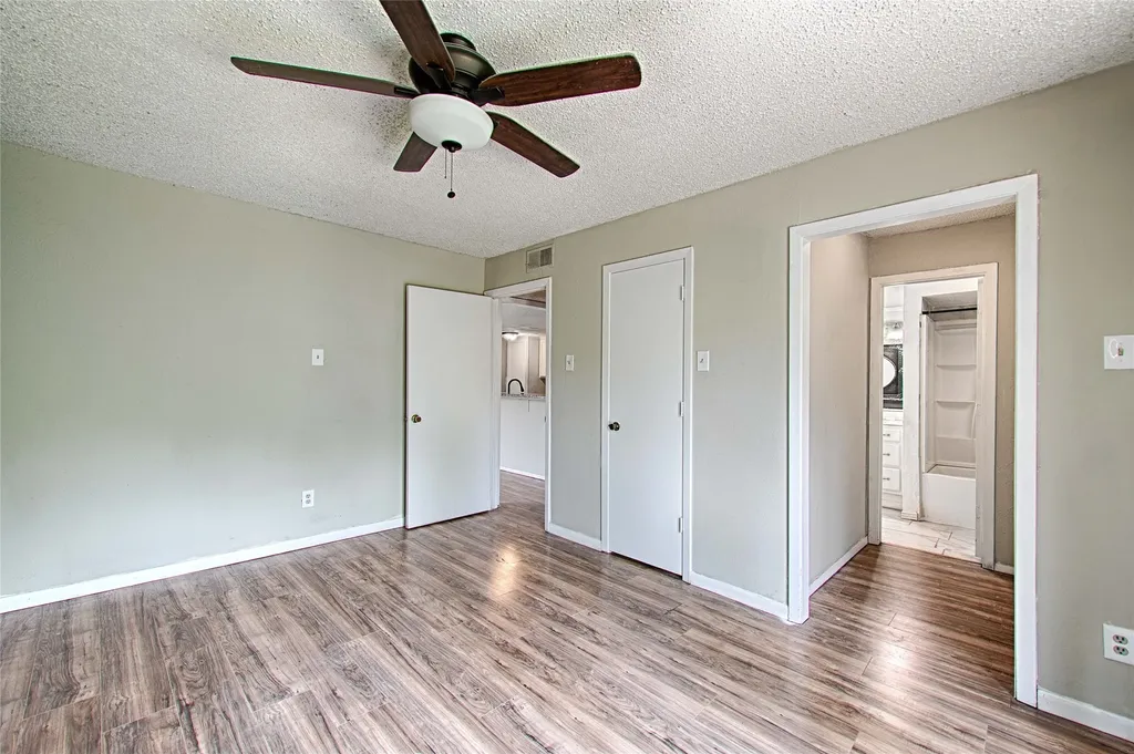 15889 Preston Road Dallas TX 75248