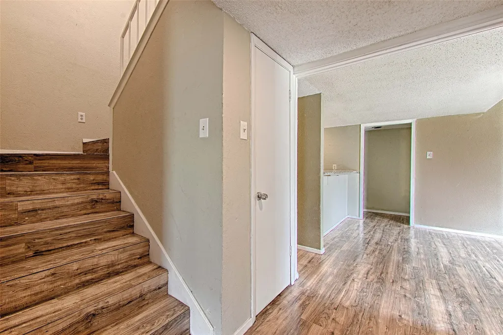 15889 Preston Road Dallas TX 75248