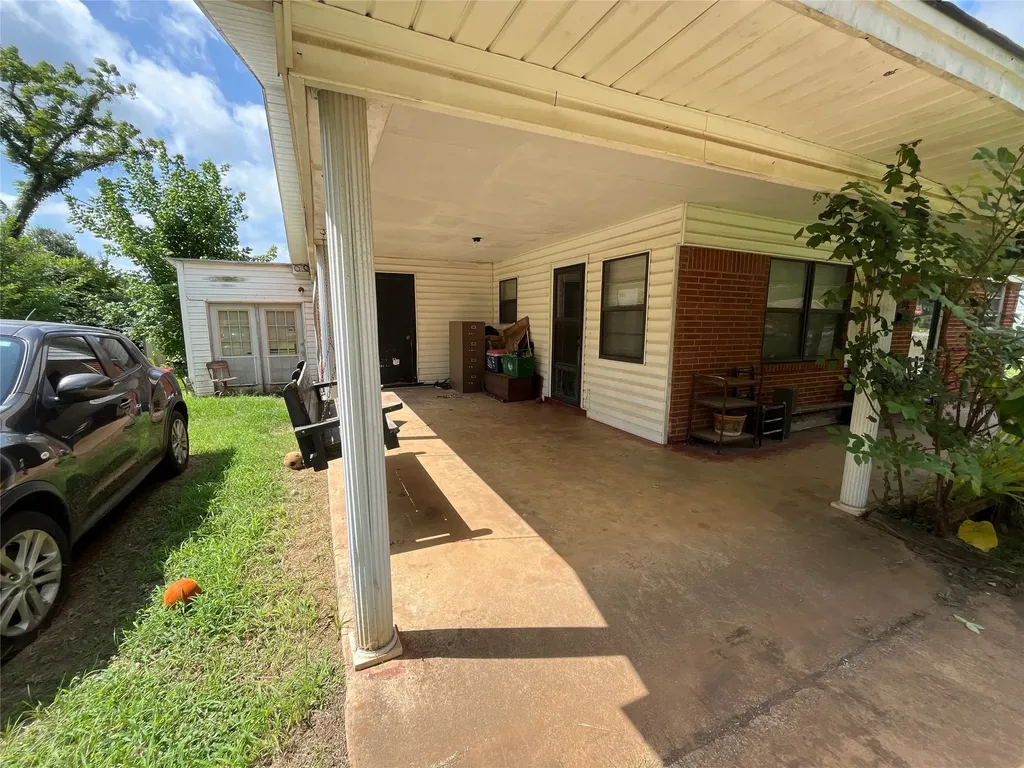 908 Birch Street Palestine TX 75801
