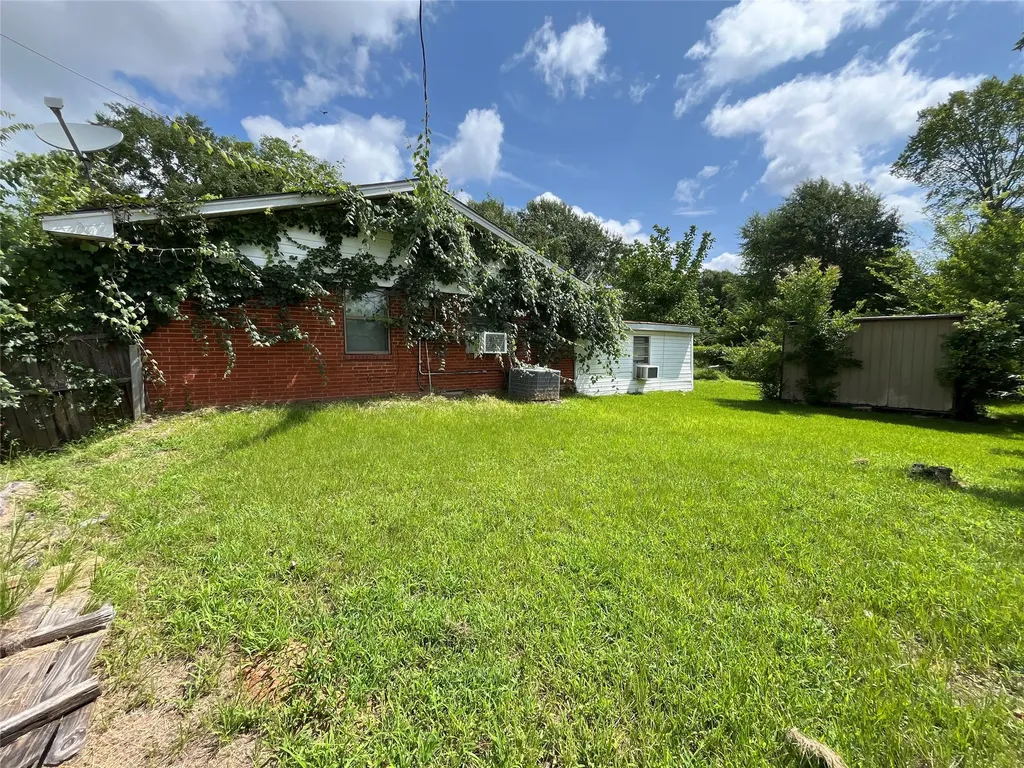 908 Birch Street Palestine TX 75801