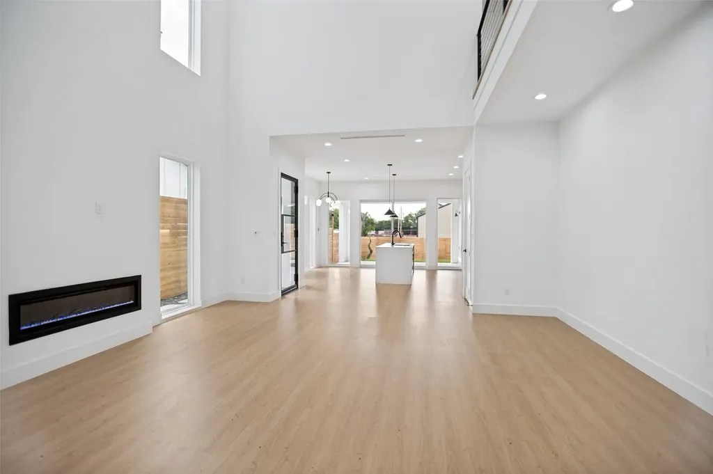 1839 Pollard Street Dallas TX 75208