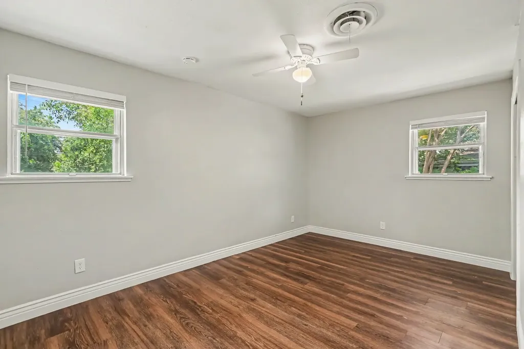 5237 Greene Avenue Fort Worth TX 76133