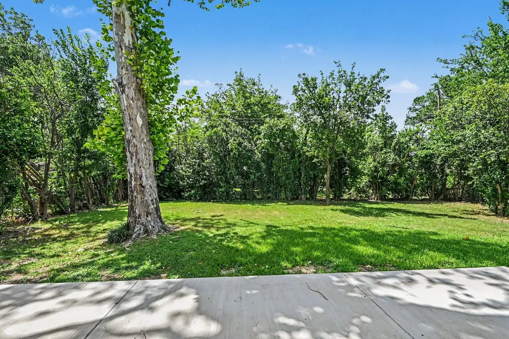 5237 Greene Avenue Fort Worth TX 76133
