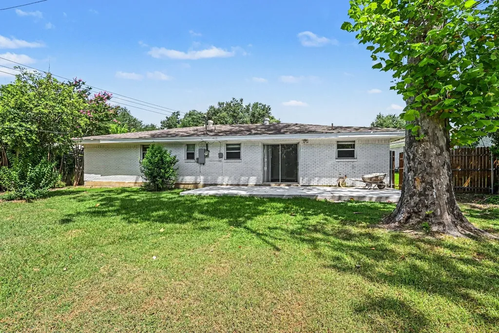 5237 Greene Avenue Fort Worth TX 76133