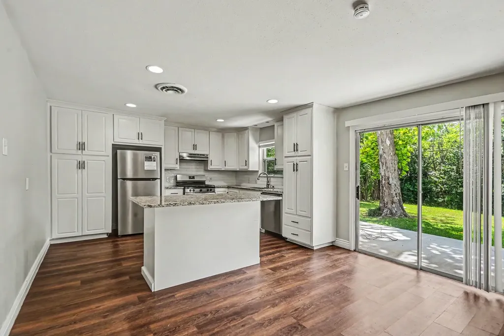 5237 Greene Avenue Fort Worth TX 76133