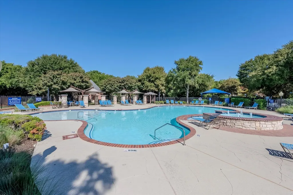 6945 Shoreview Drive Grand Prairie TX 75054
