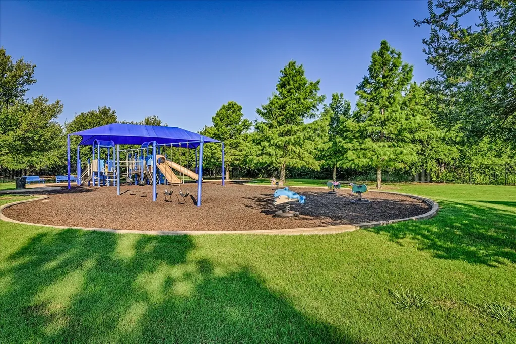 6945 Shoreview Drive Grand Prairie TX 75054