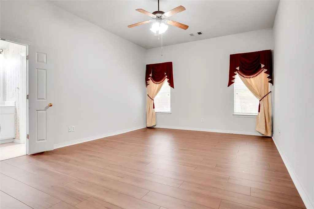 3401 Ledbetter Court Arlington TX 76001