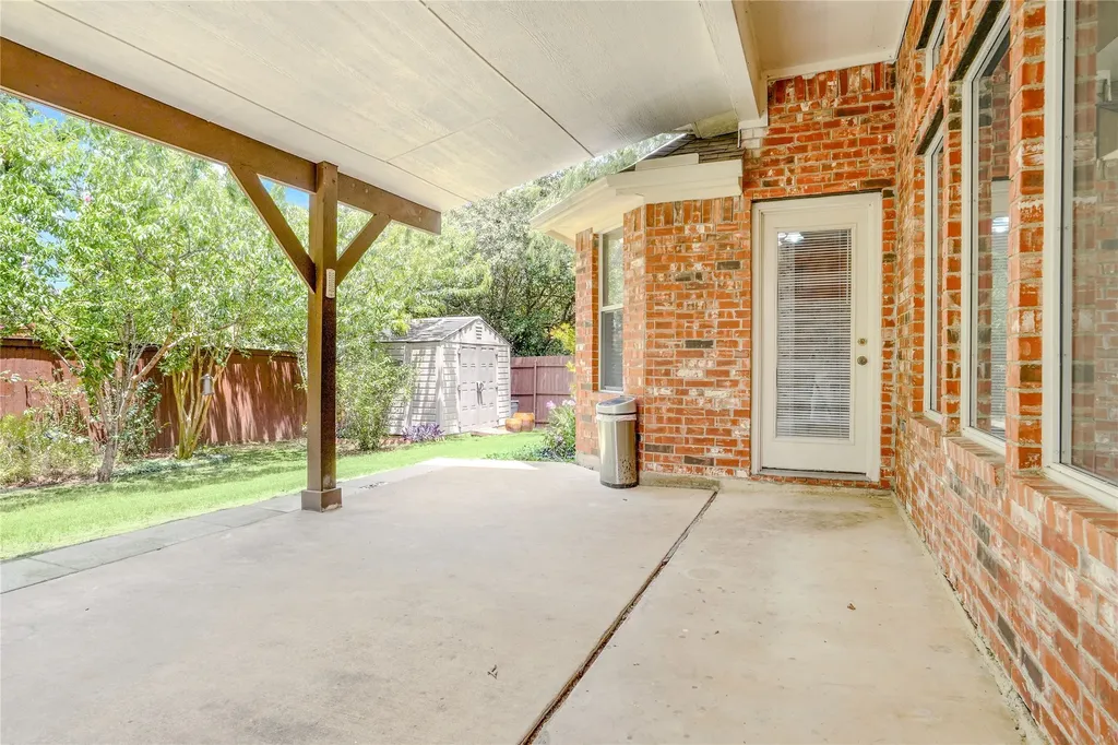 3401 Ledbetter Court Arlington TX 76001