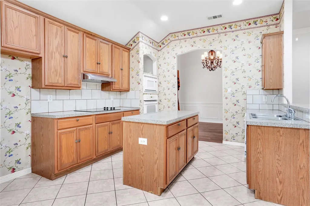3401 Ledbetter Court Arlington TX 76001