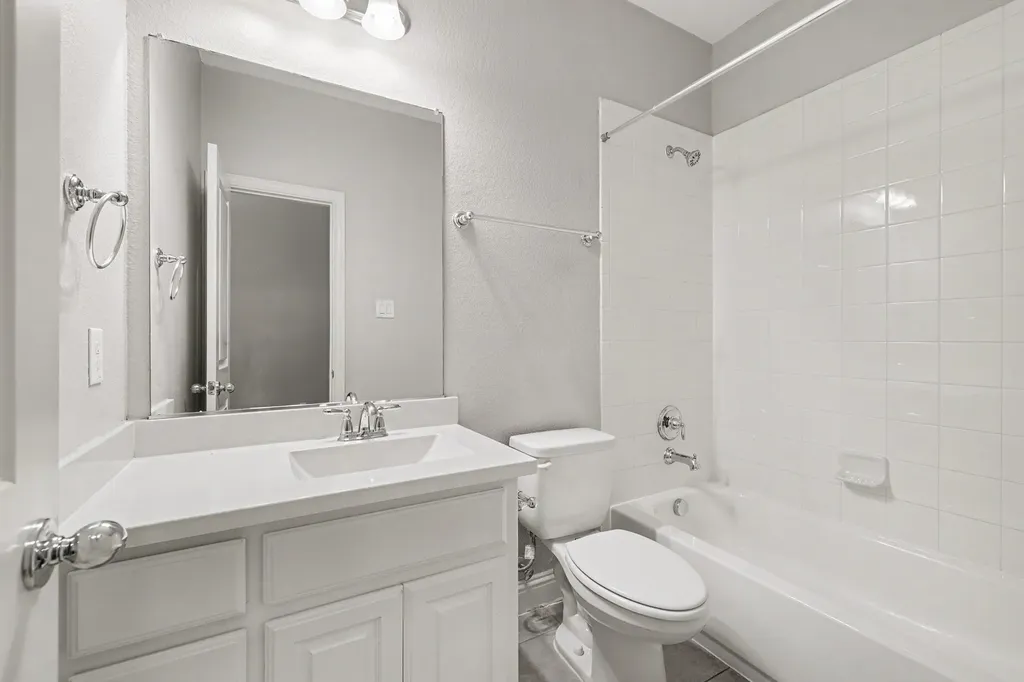 740 Field Crossing Little Elm TX 76227