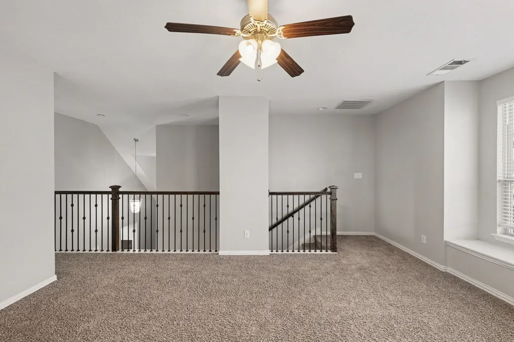 740 Field Crossing Little Elm TX 76227