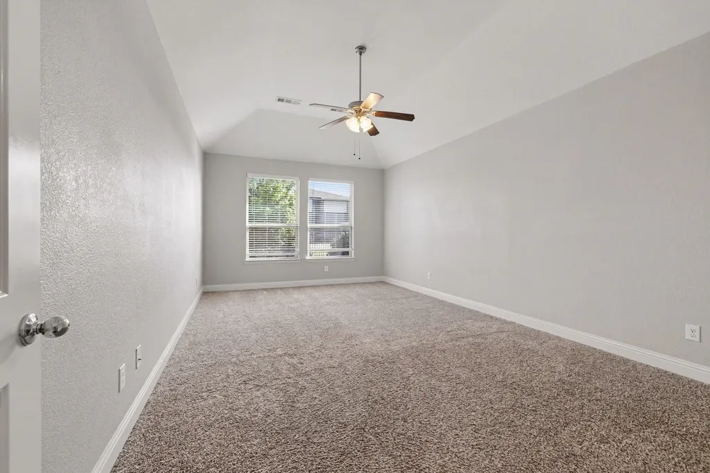740 Field Crossing Little Elm TX 76227