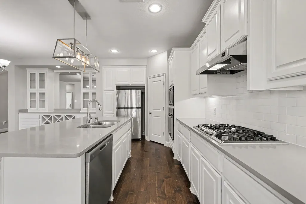 740 Field Crossing Little Elm TX 76227